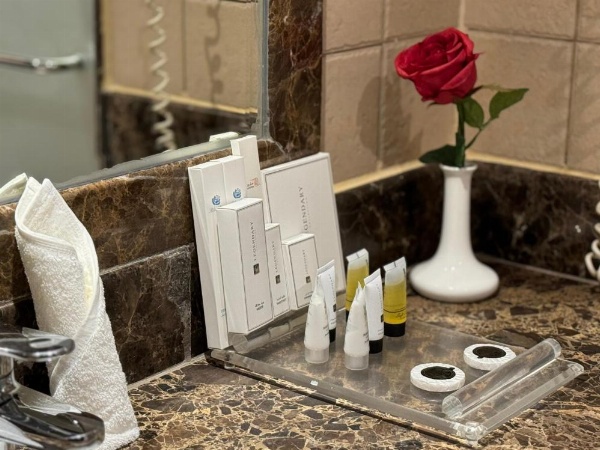 Al Safwah Hotel First Tower 1 image 29