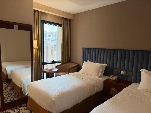 Al Safwah Hotel First Tower 1 image 7